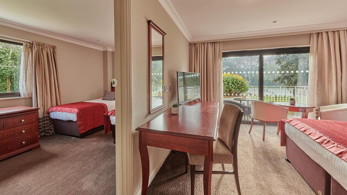 St. Pierre Park Hotel & Golf Saint Peter Port Exterior foto
