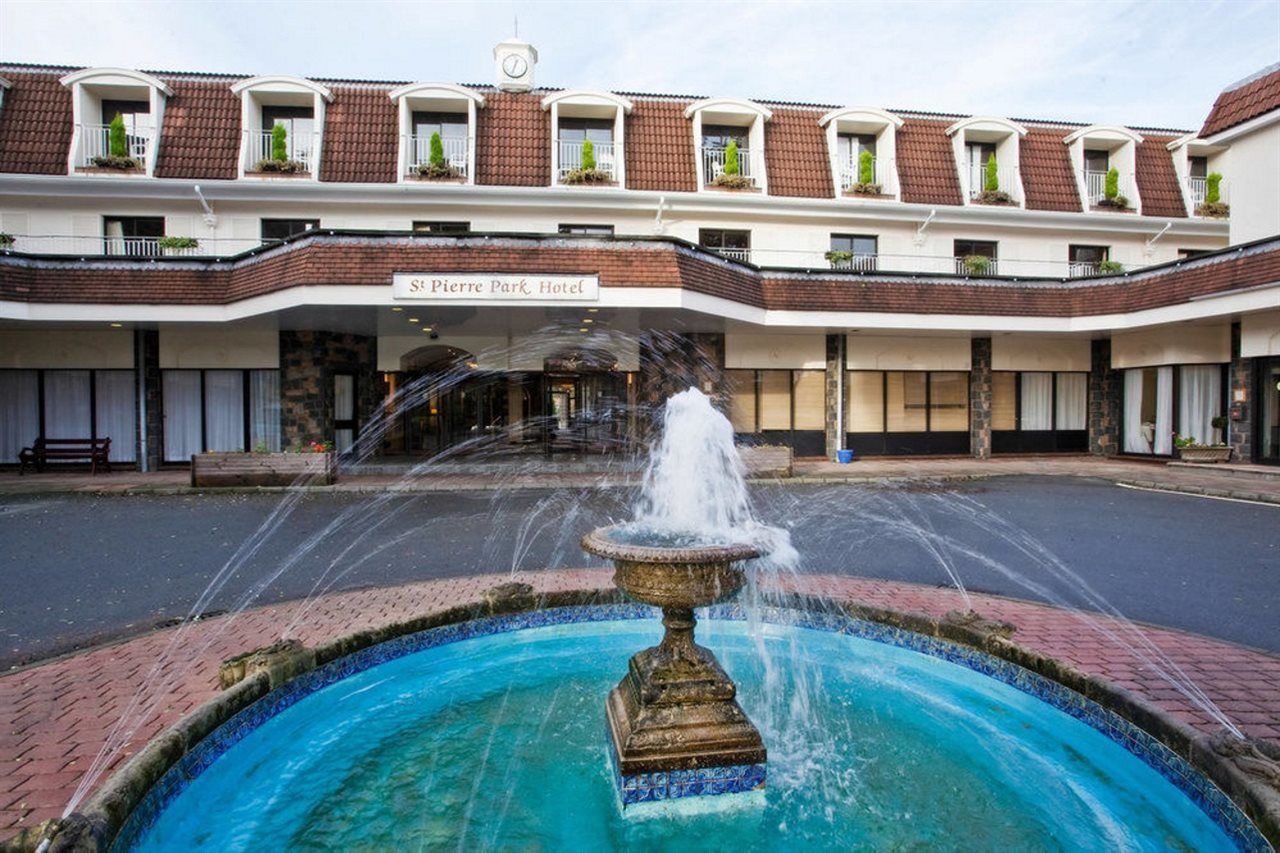 St. Pierre Park Hotel & Golf Saint Peter Port Exterior foto